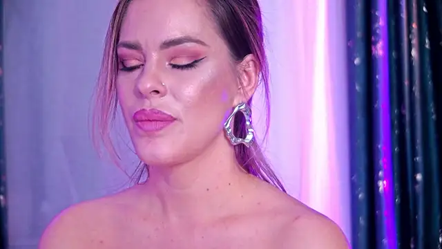 RoseEvann's cam snapshot