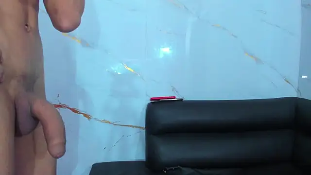 Little_nicoll's cam snapshot