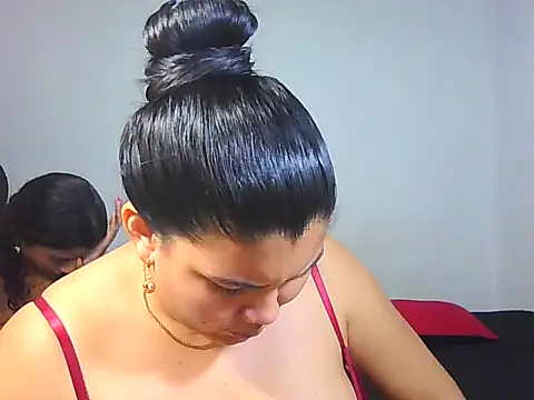 Helena-Paola live sex cam