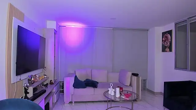 Antotss live sex cam