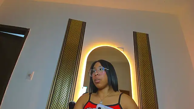 KarlieMoore's cam snapshot