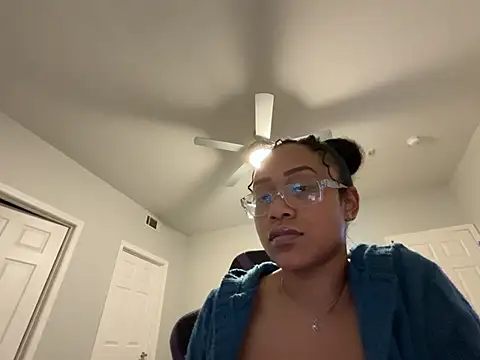 RylReese's cam snapshot