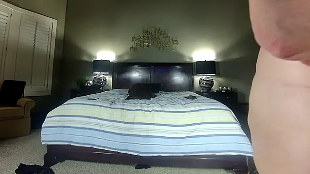 Hornylouisewil live sex cam