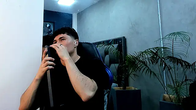 roan_birkin's cam snapshot