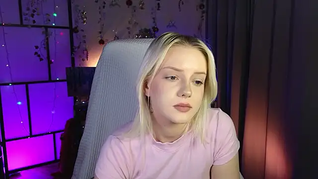 ImBonBon's cam snapshot