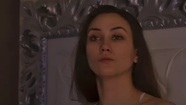 AliceMunro's cam snapshot