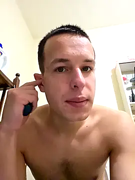 pretty_roman's cam snapshot