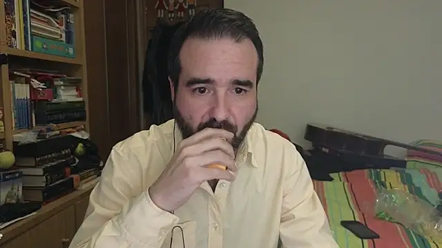 curiosillo83 live sex cam