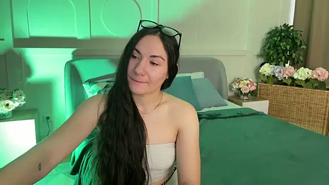 Adele_Shy_ live sex cam