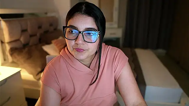 Camilaa_bueno's cam snapshot