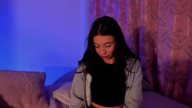 riley_bensongh's cam snapshot