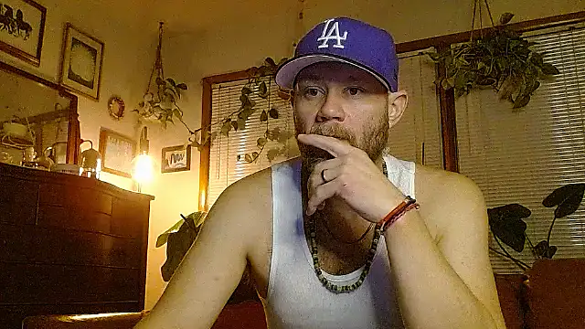 marcus_graves_13's cam snapshot