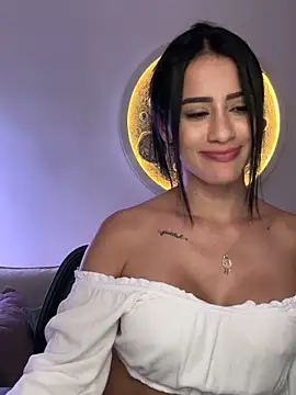 SarahhSmitth1 live sex cam