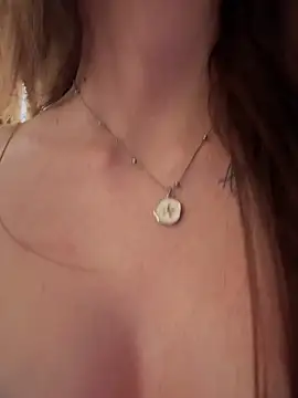 Anita-vega live sex cam