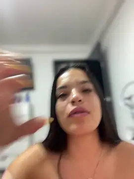 JuanitaMore01 live sex cam