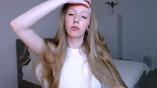 Luna_insniity live sex cam