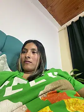 Cami_Leon2's cam snapshot