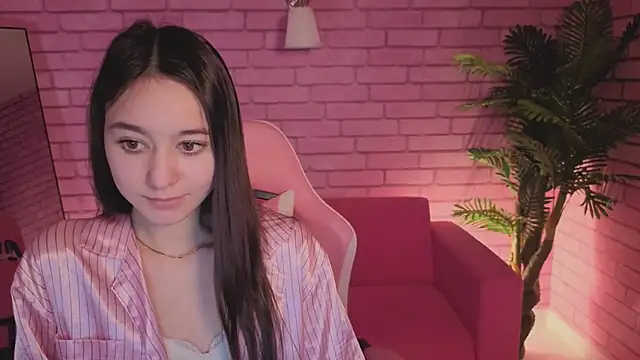 Nicole_Brownie's cam snapshot