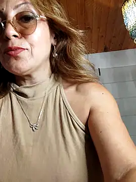 Gatithaaa's cam snapshot