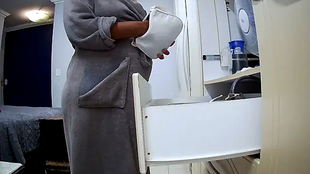 xxBoobieGal's cam snapshot