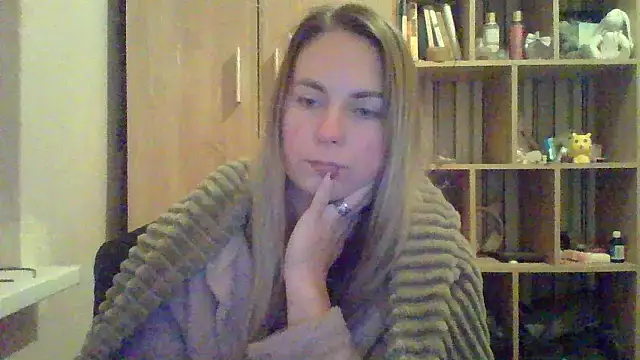 VikiLove765's cam snapshot