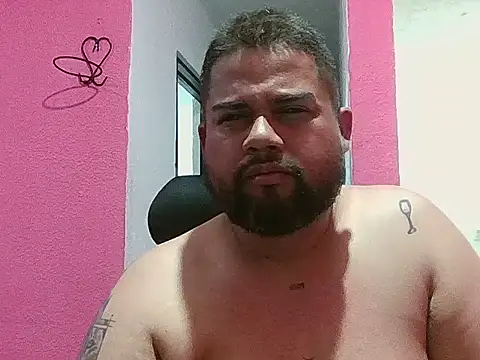 GABRIELGARCIA1313 live sex cam