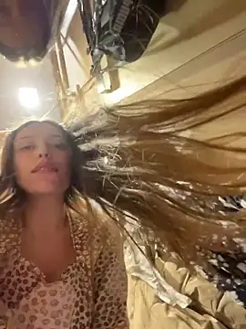 LeiaMood's cam snapshot