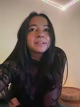 laraa_rous's cam snapshot