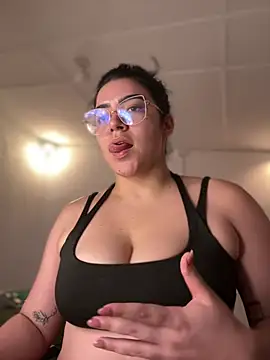 Lia_flowers live sex cam