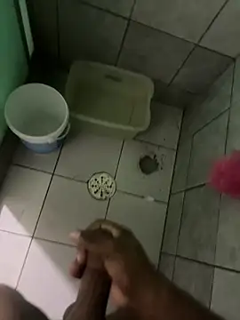 julio9679's cam snapshot