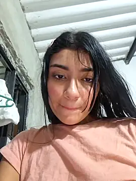 Sweed-virgin-pussy live sex cam