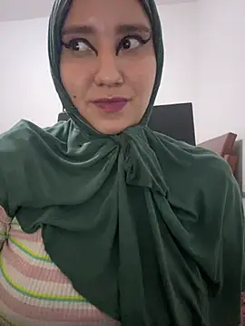 hannahayat's cam snapshot