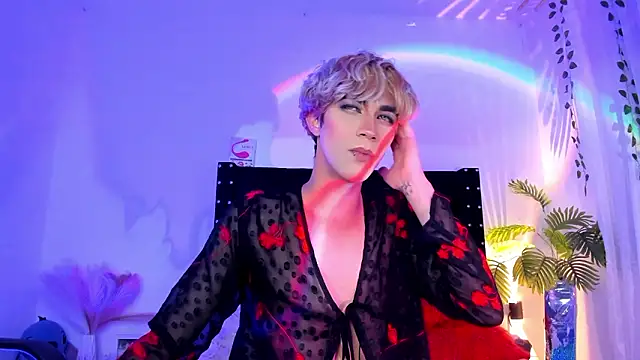 Cooperrosscute233 live sex cam