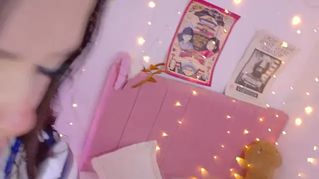 p3ach1's cam snapshot