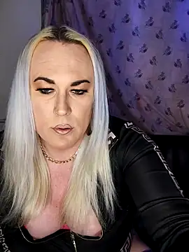 Connie_Pepper live sex cam