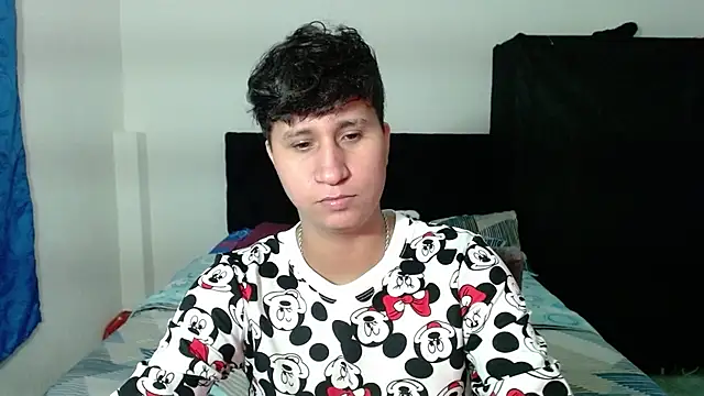 Im_Milan_Rs's cam snapshot