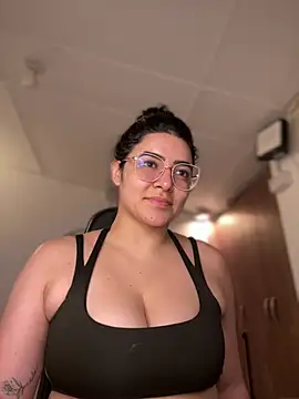 Lia_flowers live sex cam