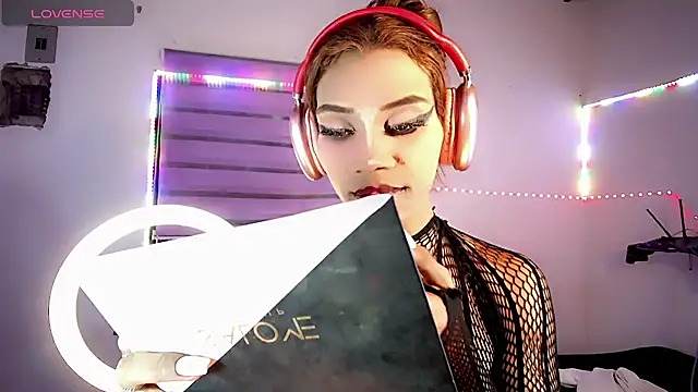 lucyangel_11 live sex cam