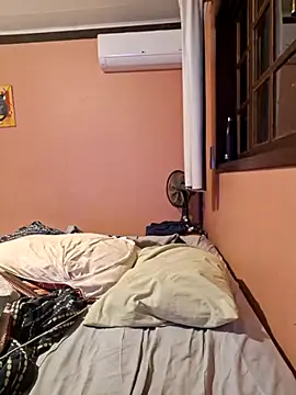 niCuNin live sex cam