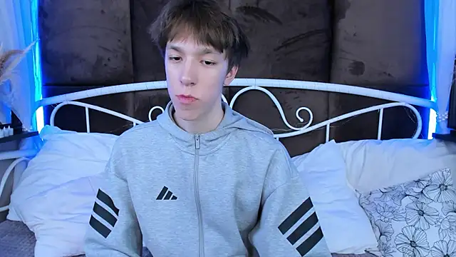 MarkBranston live sex cam