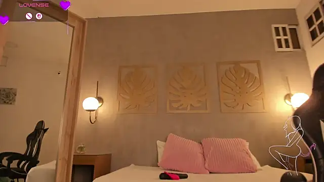 caro03x live sex cam