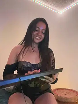 laraa_rous live sex cam