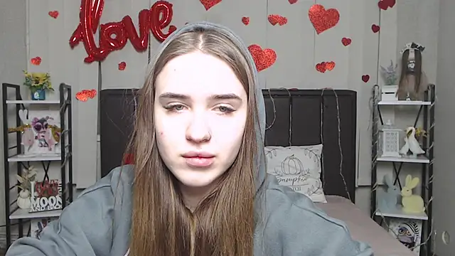 LauraHlot live sex cam