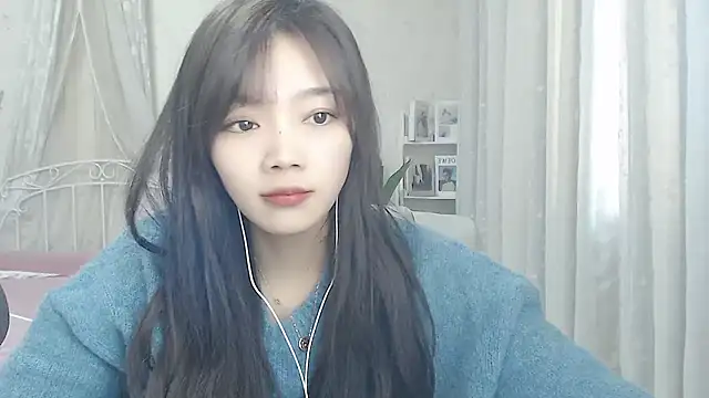 Romy-sweet live sex cam