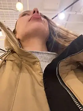 LeiaMood's cam snapshot