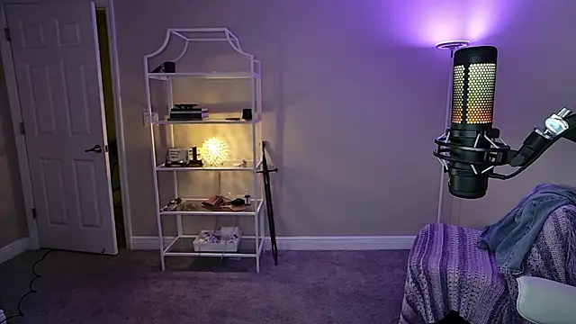 skimpysushi's cam snapshot