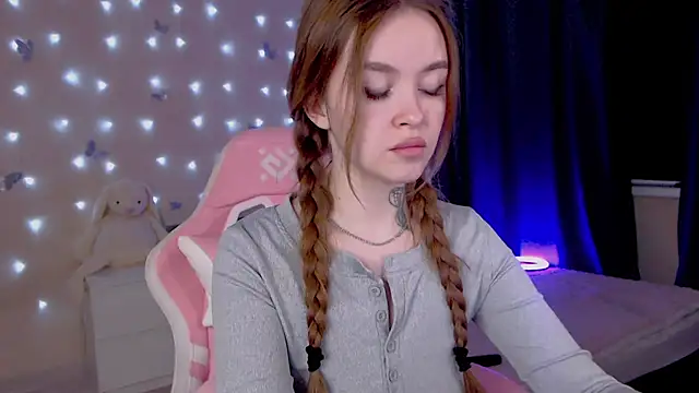 Naughty_Mable's cam snapshot