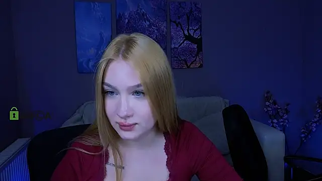 playful_sophie's cam snapshot