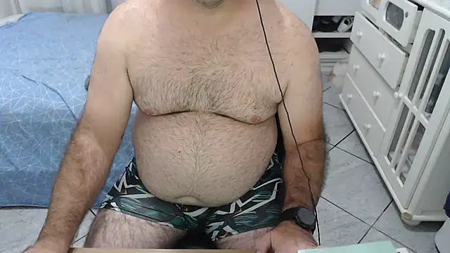 MysterBearMG live sex cam