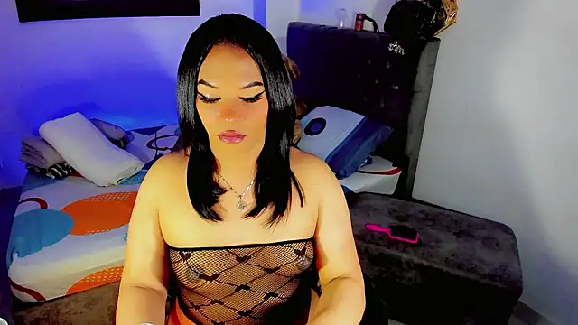 Zakura_hot1 live sex cam